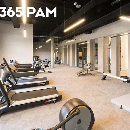 365pam - Z Basenem Polanki Park شقة